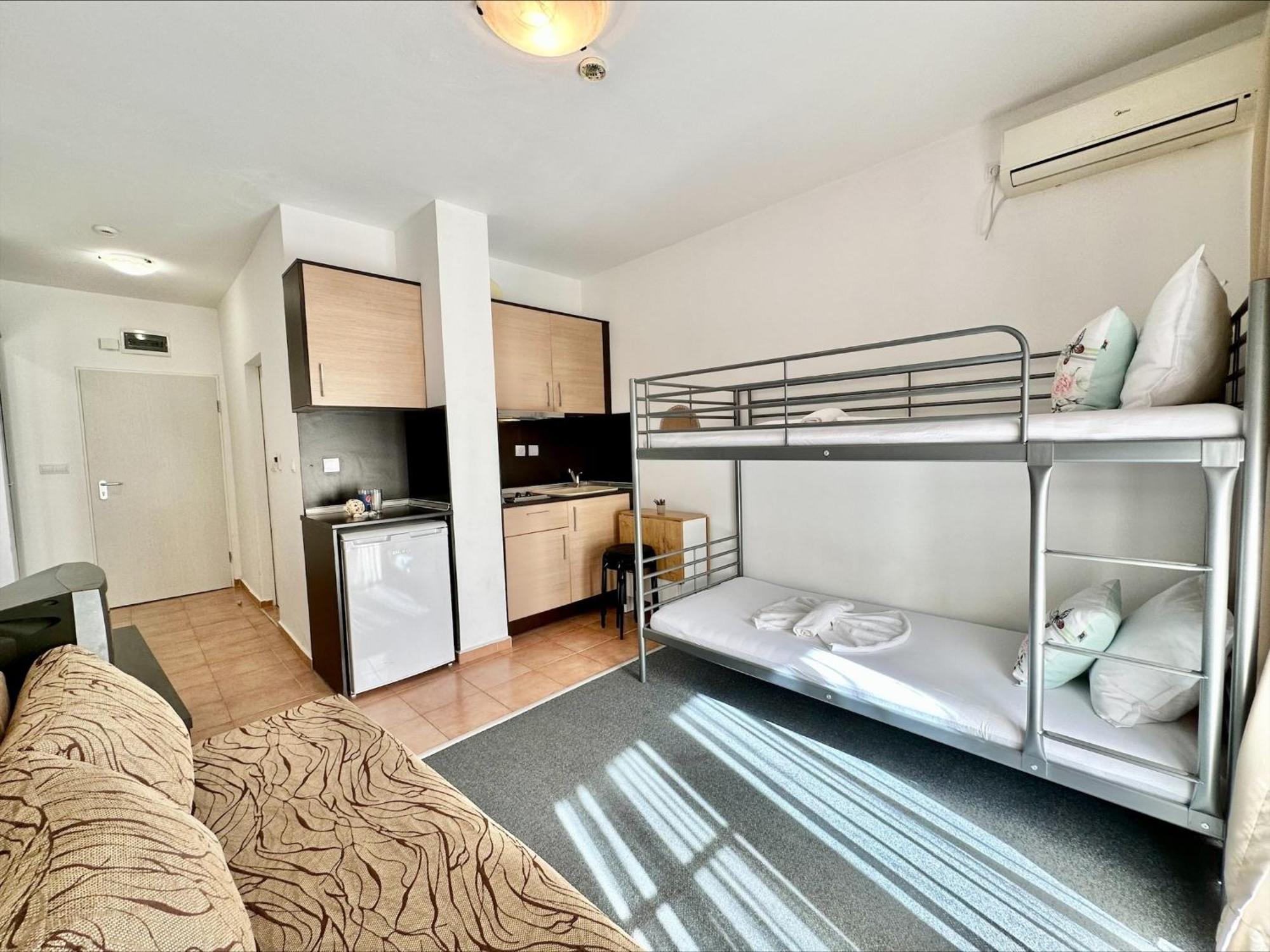 Apartment Menada In Marina Cape